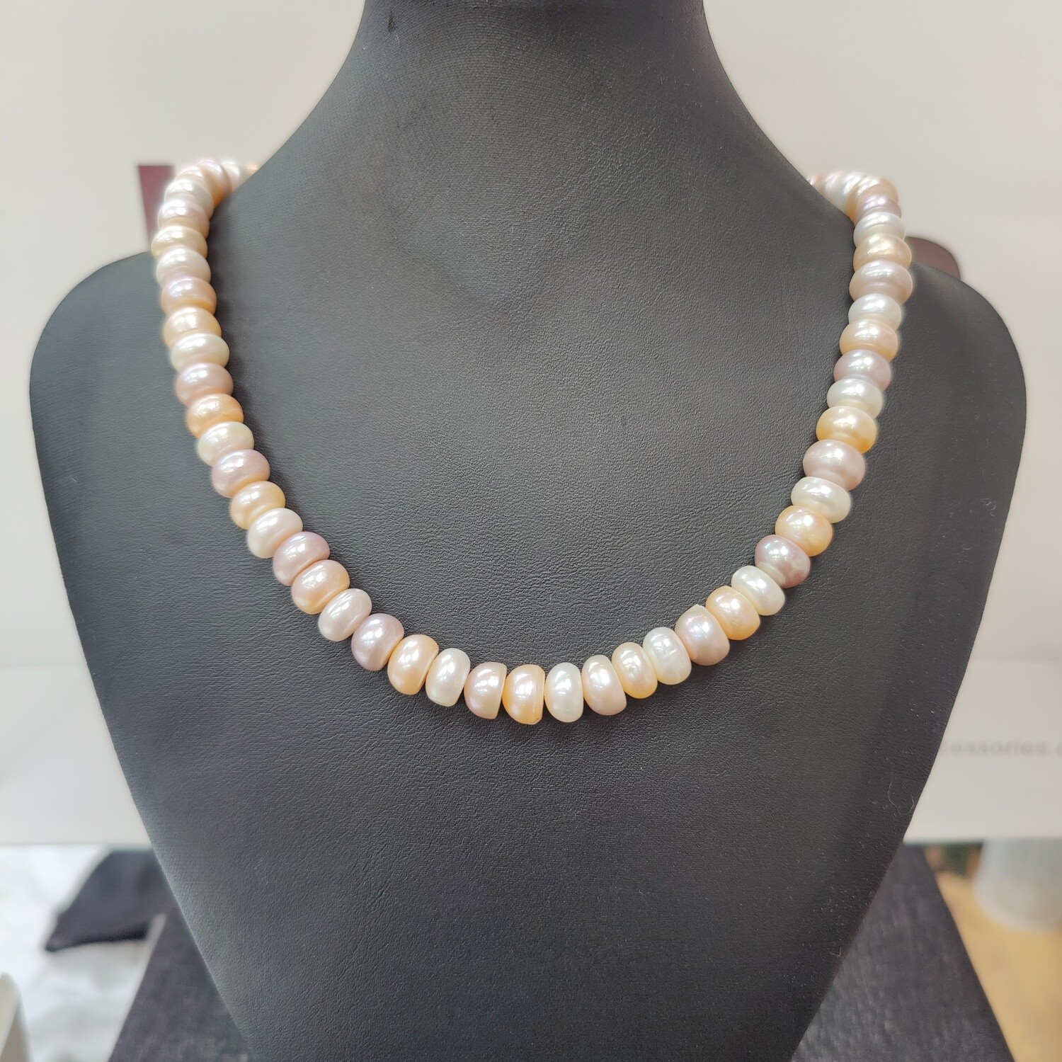 Light Pink Pearl Necklace