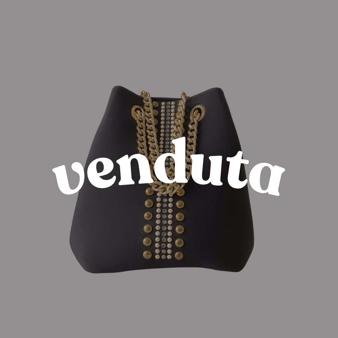 LA FILLE DES FLEURS - (borsa di seconda mano) Secchiello con borchie neoprene - Nero