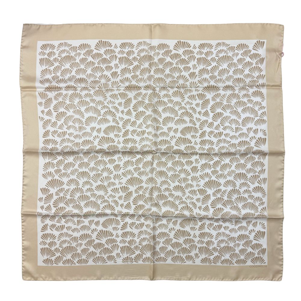 COCCINELLE - Foulard Shell Print 90x90 - Multi Sandshell COCCINELLE - Foulard Shell Print 90x90 - Multi Sandshell