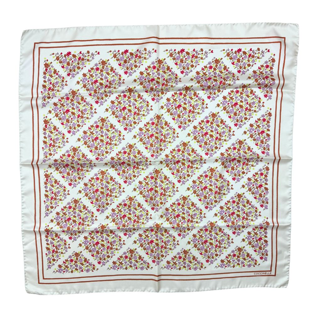 COCCINELLE - Foulard Sakura Flowers 90x90 - Multi Pearl COCCINELLE - Foulard Sakura Flowers 90x90 - Multi Pearl
