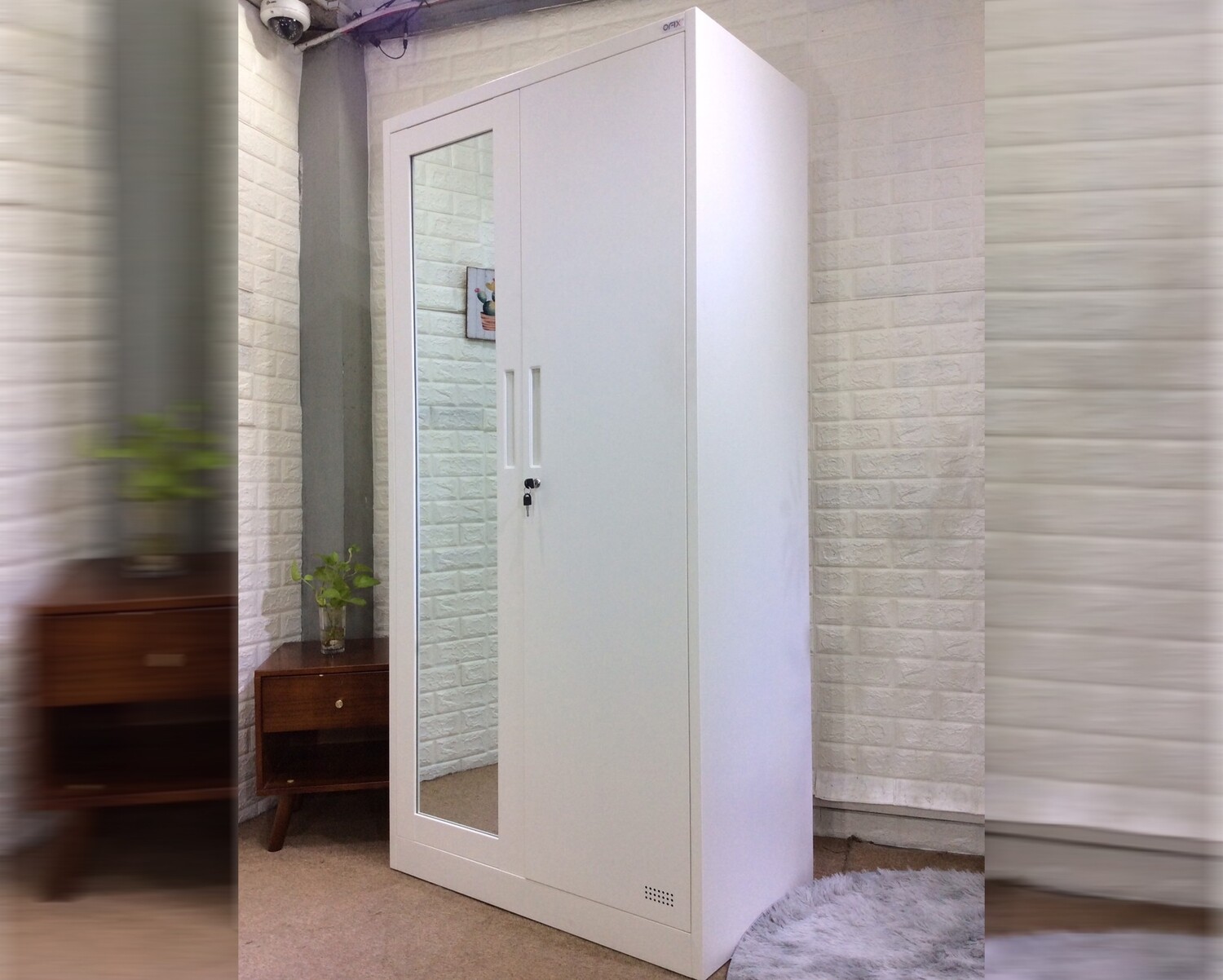 Ofix 2 Swing Door Cloth Steel Locker  with Mirror (White), Model:: WS-100 2 Swing Door Cloth Locker with Mirror (0.6mm thickness) (White)