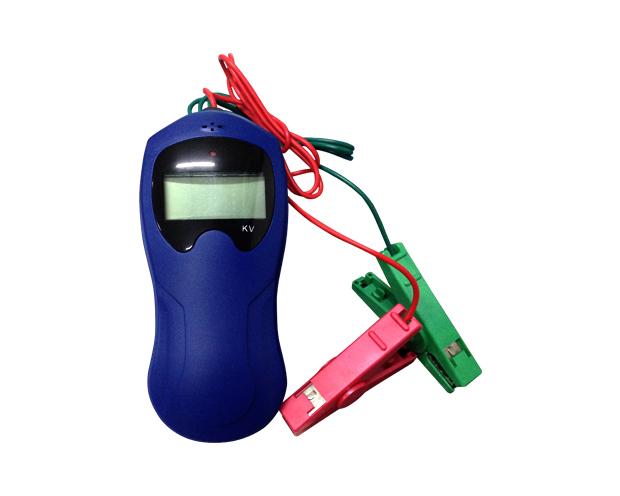 Qube DIGITAL VOLTMETER