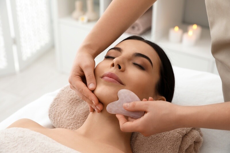 Massage aux pierres GUA SHA