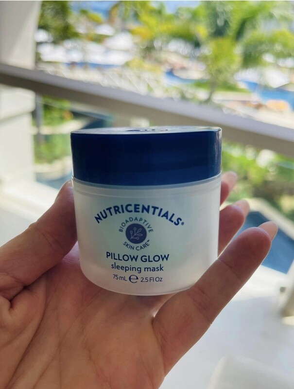 Pillow Glow Moisturizing Mask