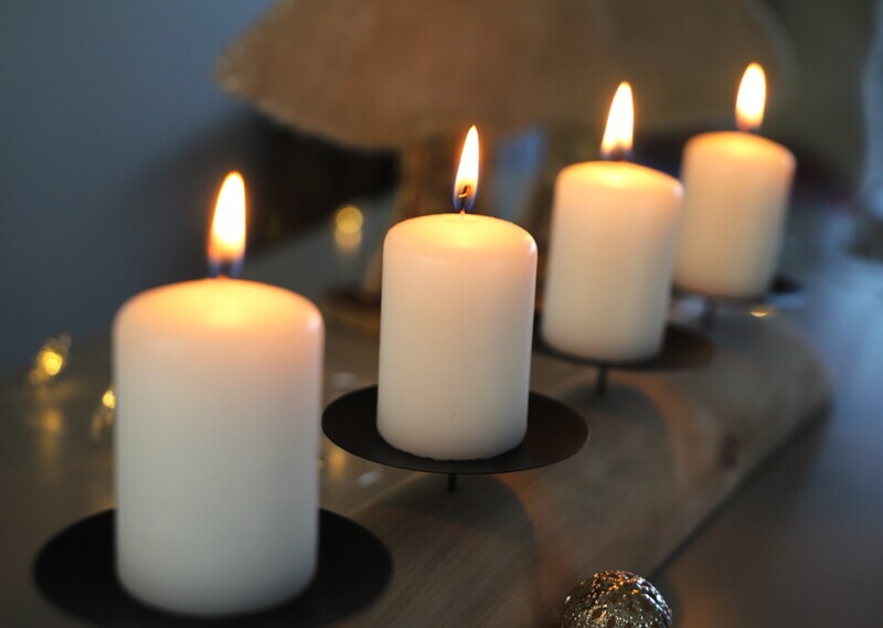 Kerzenhalter aus Holz 