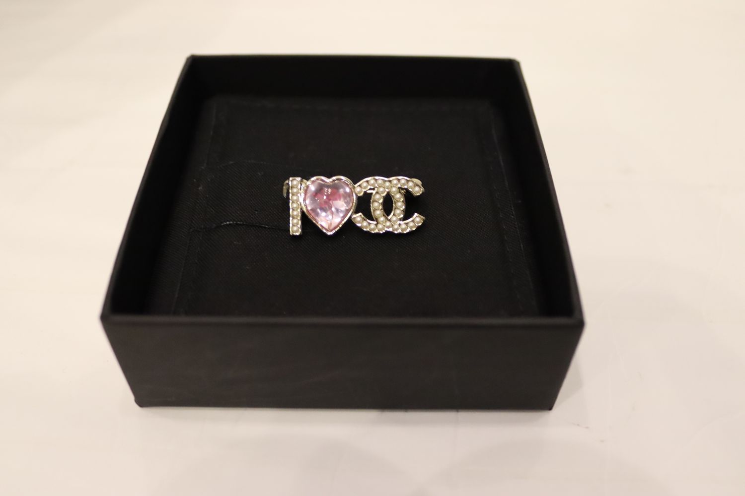 BROOCH, 5100000228031