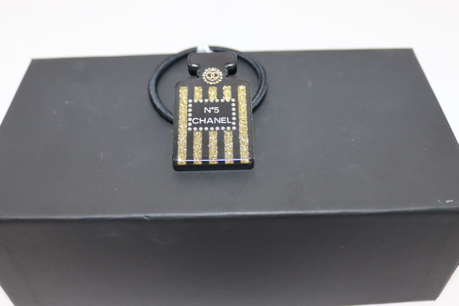 CC COSTUME JEWELRY, 89477-Y49815