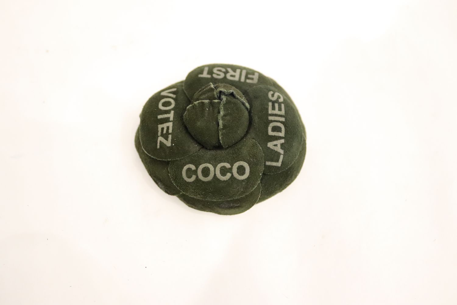 CC CAMELIA BROOCH, 76008-X10828