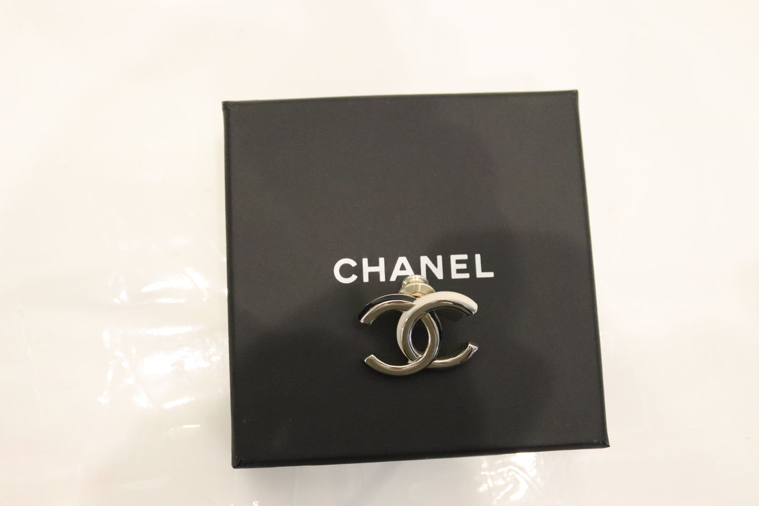 BROOCH, 5100000238351