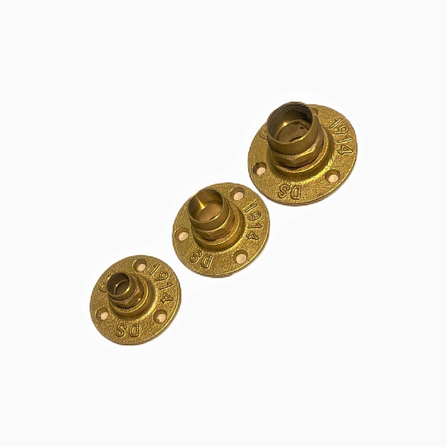 Brass flanges adapted for copper pipe (End feed)
