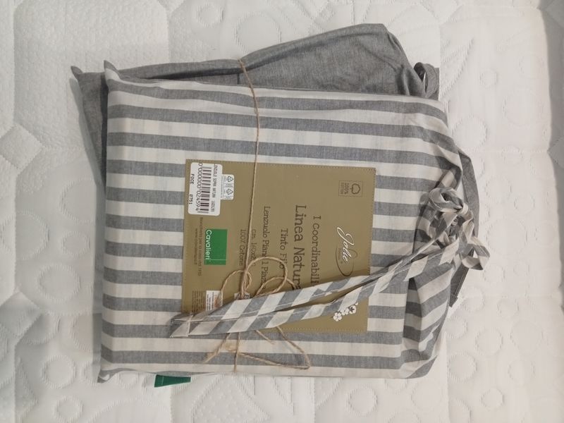 Completo lenzuola 1 piazza rigato, Linea Natura Jolie, Cavalieri.