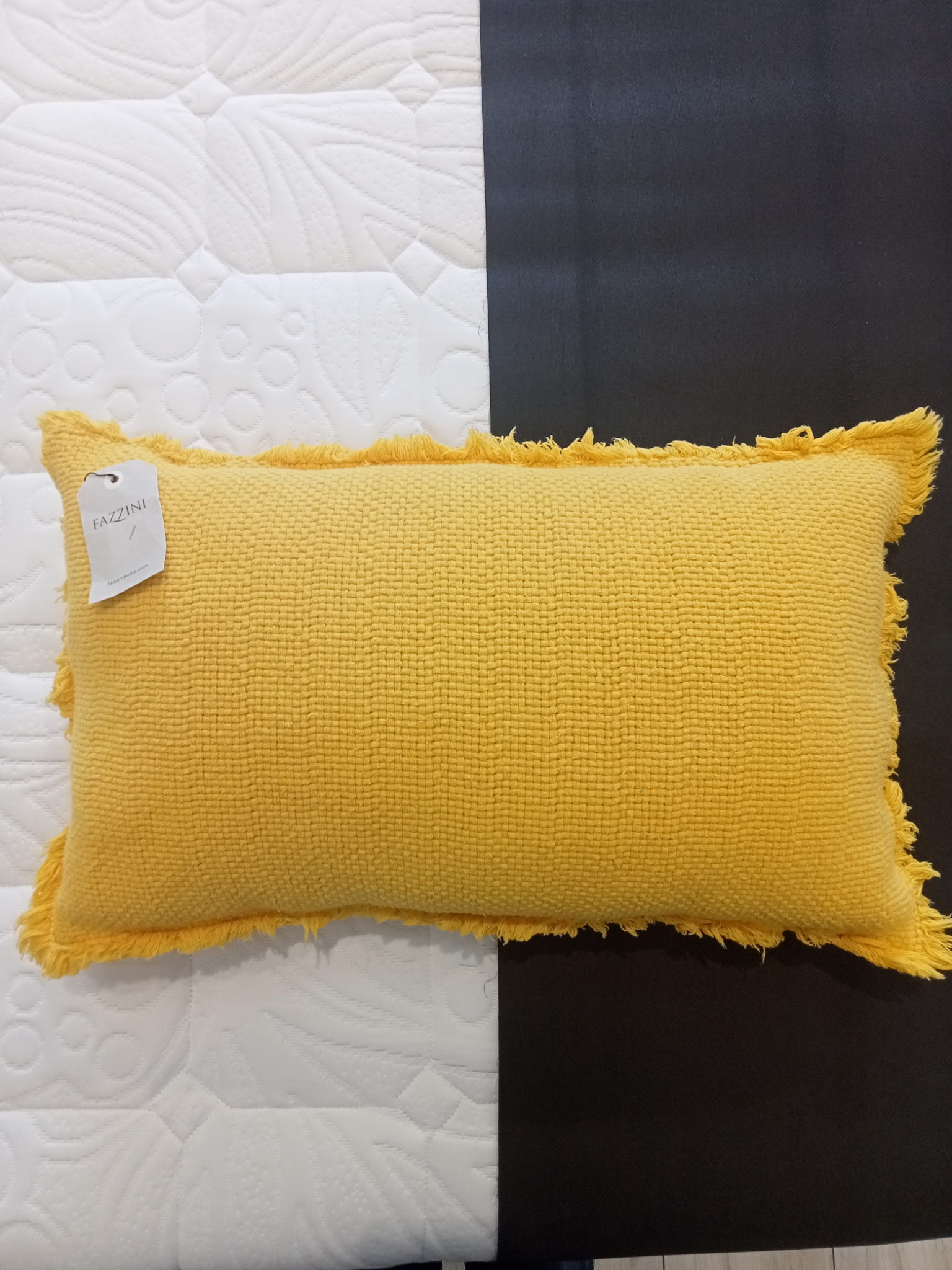 Cuscino arredo Canestri Fazzini 30 x 50 var. 8 giallo 8302174467071