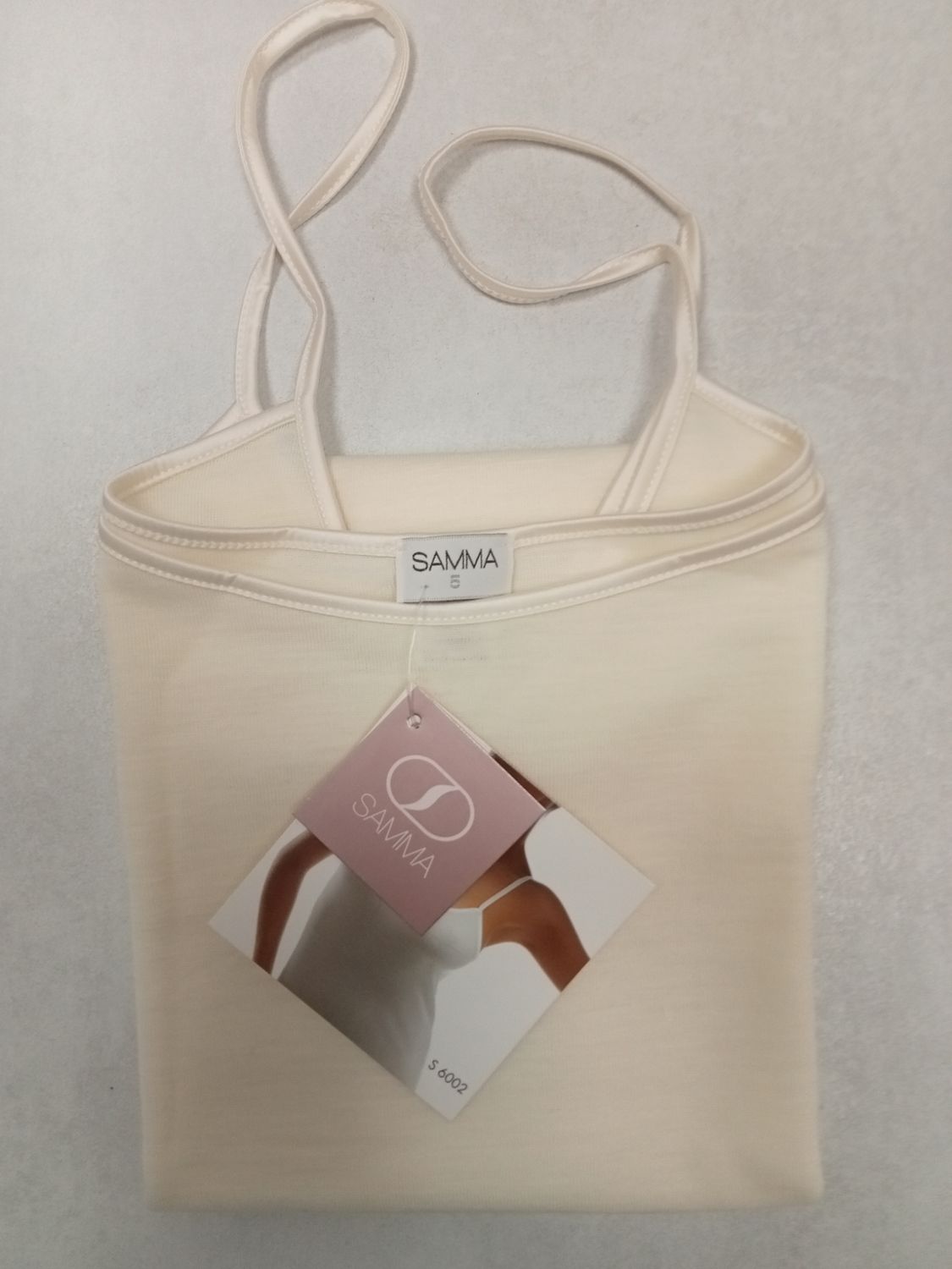 Canottiera donna misura 5 lana/seta Samma Canottiera donna misura 5 lana/seta Samma