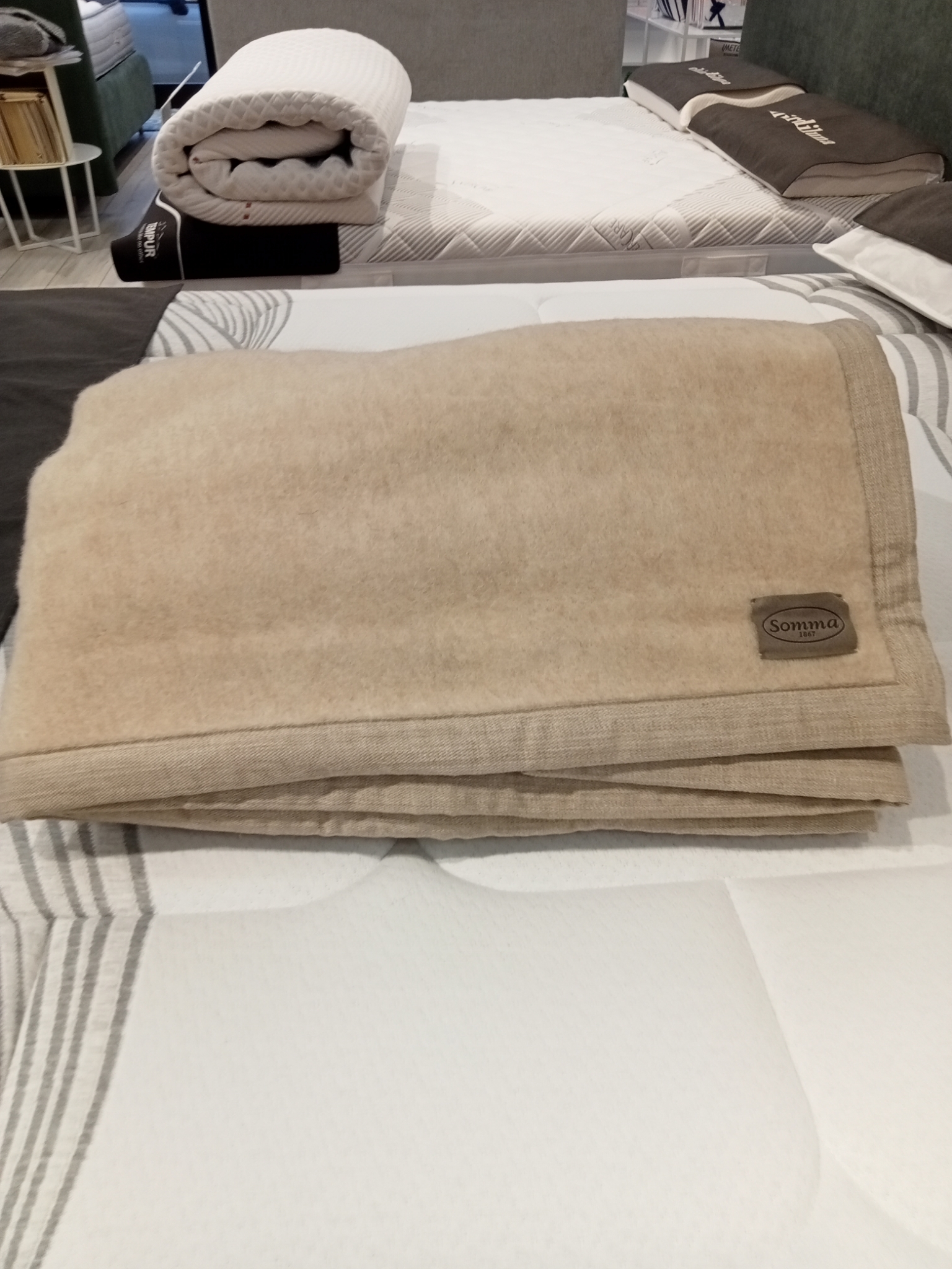 Coperta 1,5 piazze Phuket var. Nocciola 021 Somma 40 21733
