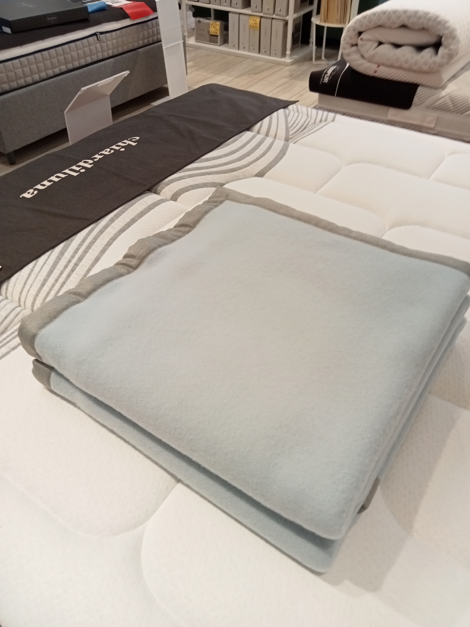 Coperta 1,5 piazze var. Muschio 066 Origami Somma 40 22145