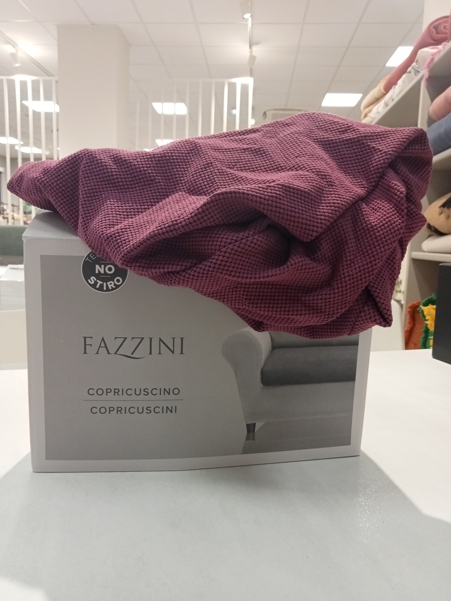 Coppia copricuscini per seduta divano Fazzini var. 143 ciclamino