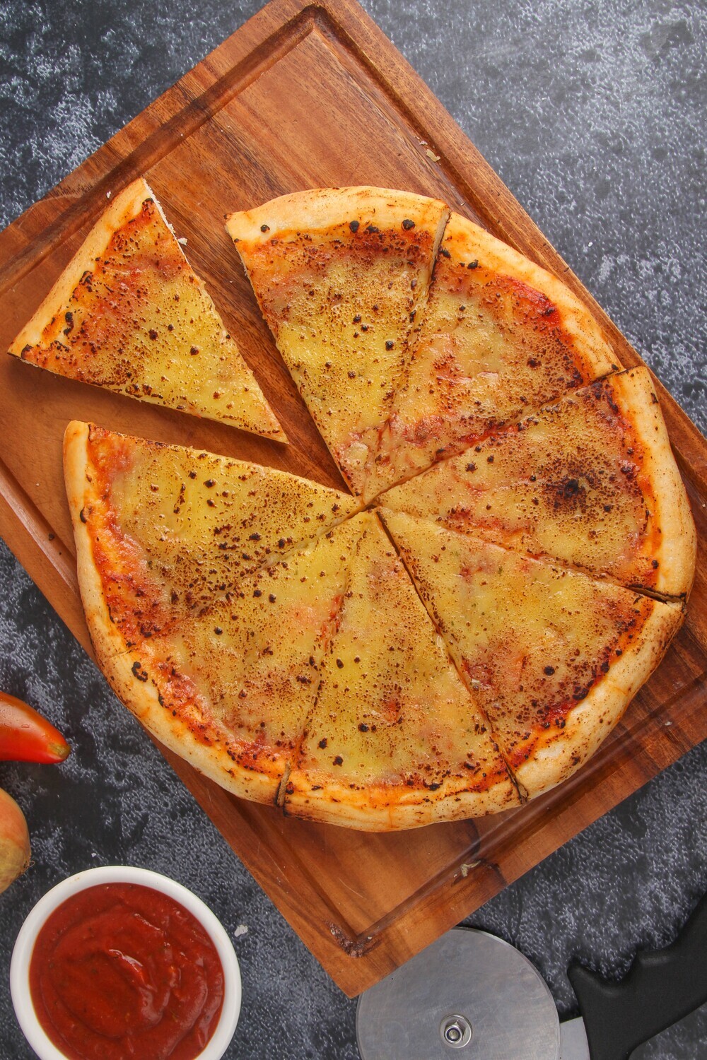 Cheesy Garlic Pizza