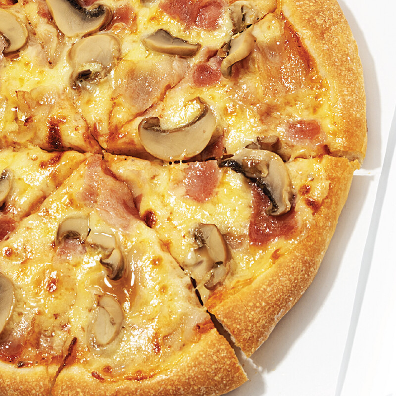 BACON &amp; MUSHROOM PIZZA