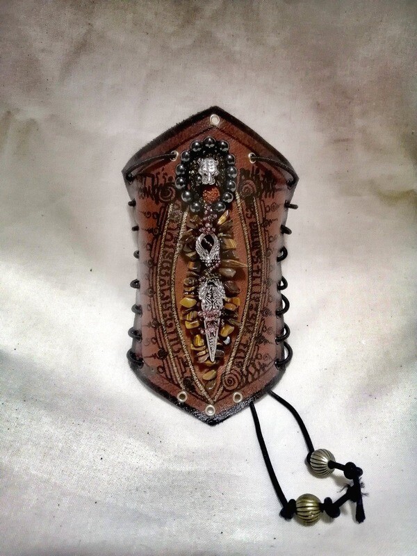 KHEL "bouclier" khmer ( écu médiéval bracer )
