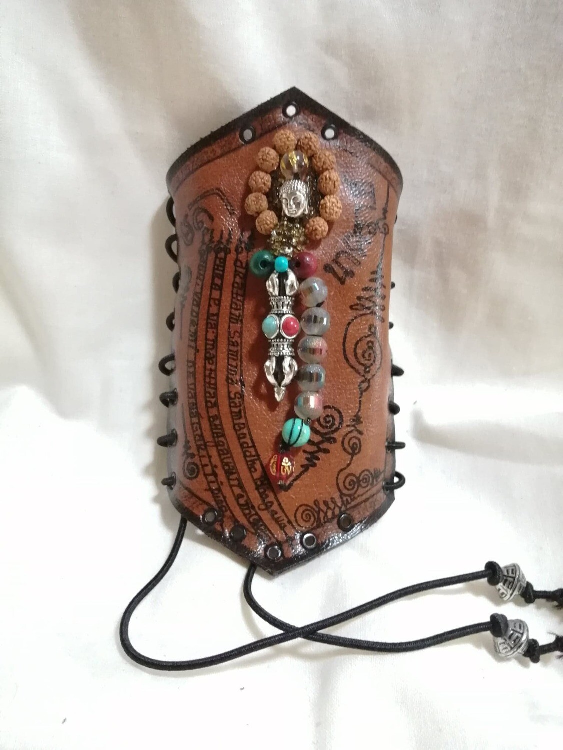 KHEL "bouclier" khmer ( écu médiéval bracer )