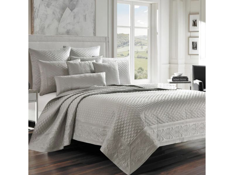 Queen/King Quilt/Coverlet Set: White, Silver, Gold, Taupe, Pearl