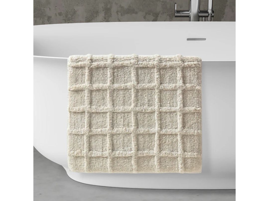 Plush Bath Rug: Linen, Grey, Olive Plush Bath Rug: Linen, Grey, Olive, Colour: Linen