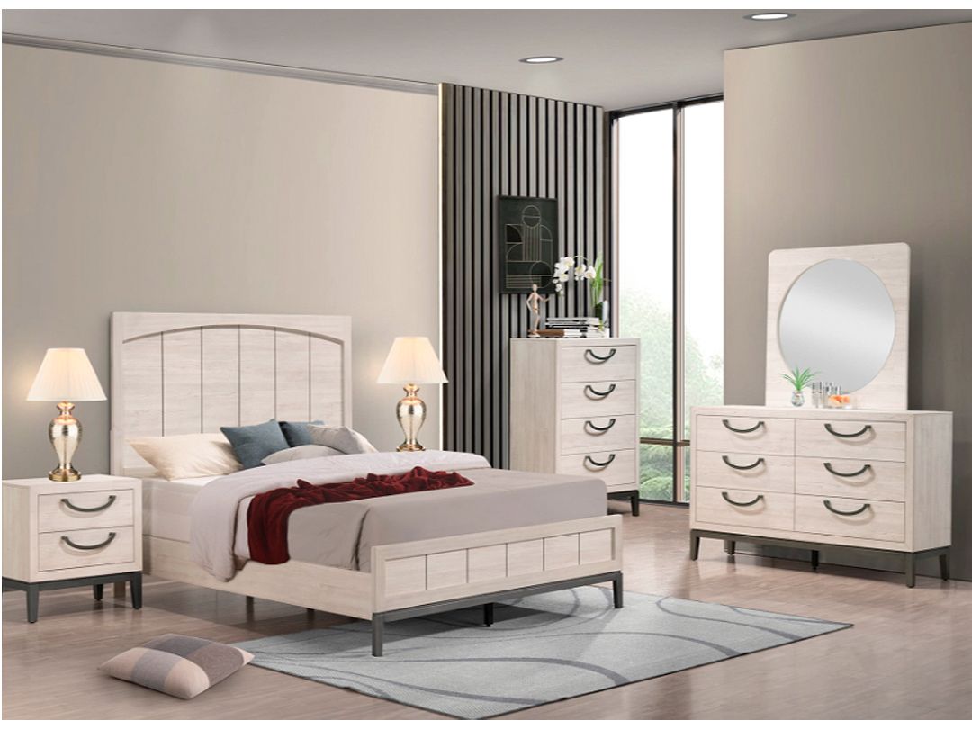 Beachy 4-piece Queen Bedroom Set