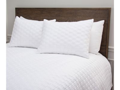Queen Quilt, White