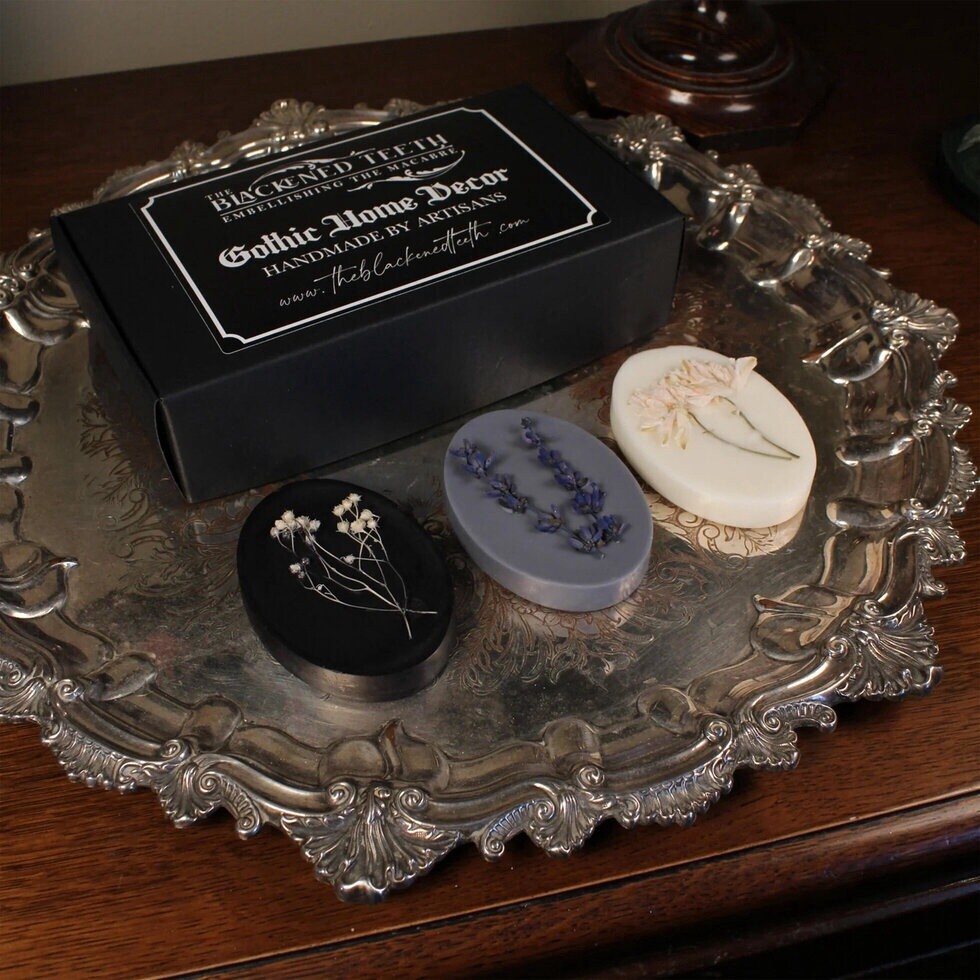 The Blackened Botanics Wax Melts Gift Box