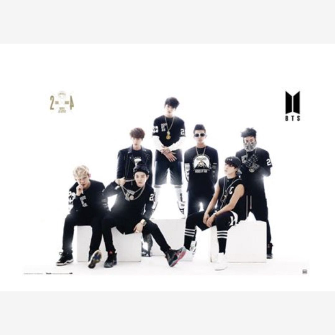 POSTER BTS BLACK AND WHITE (A92)