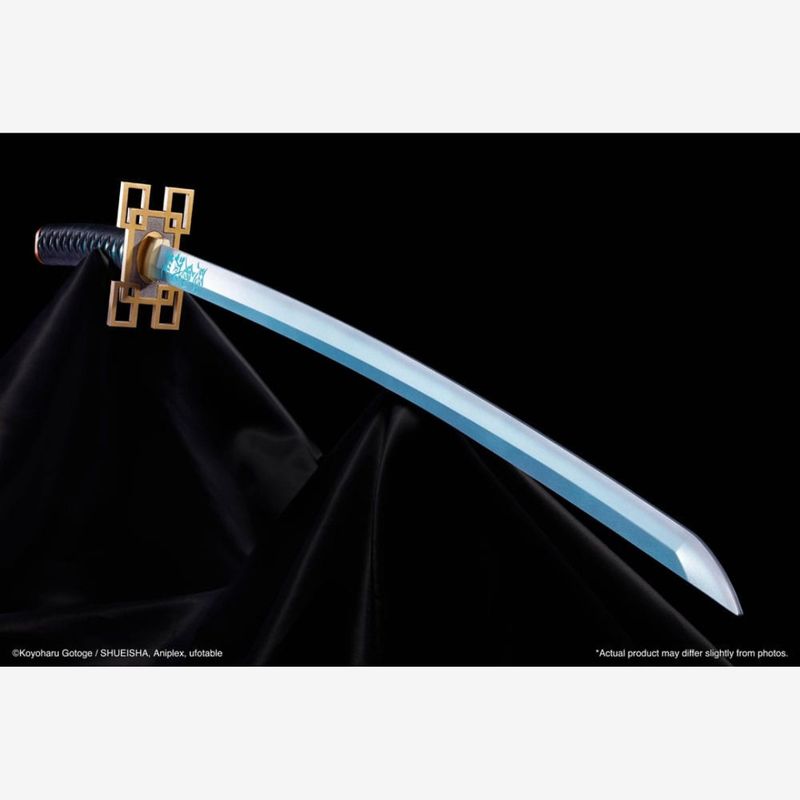 Demon Slayer: Kimetsu no Yaiba Proplica Replica 1/1 Nichirin Sword (Muichiro Tokito) 91 cm