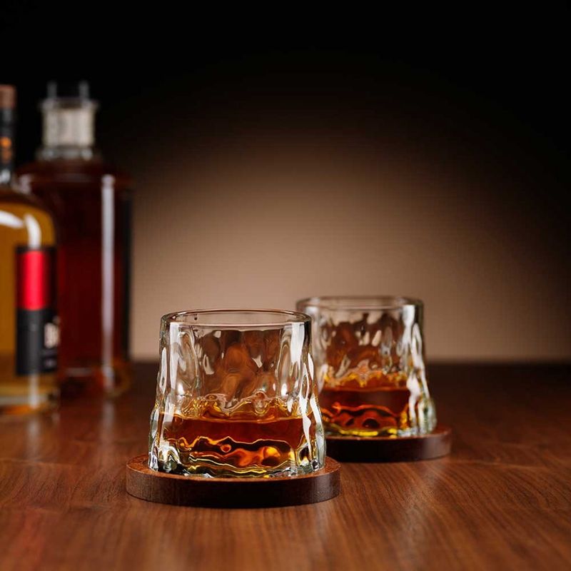 Rotating Whisky Glasses &amp; 2 Coasters