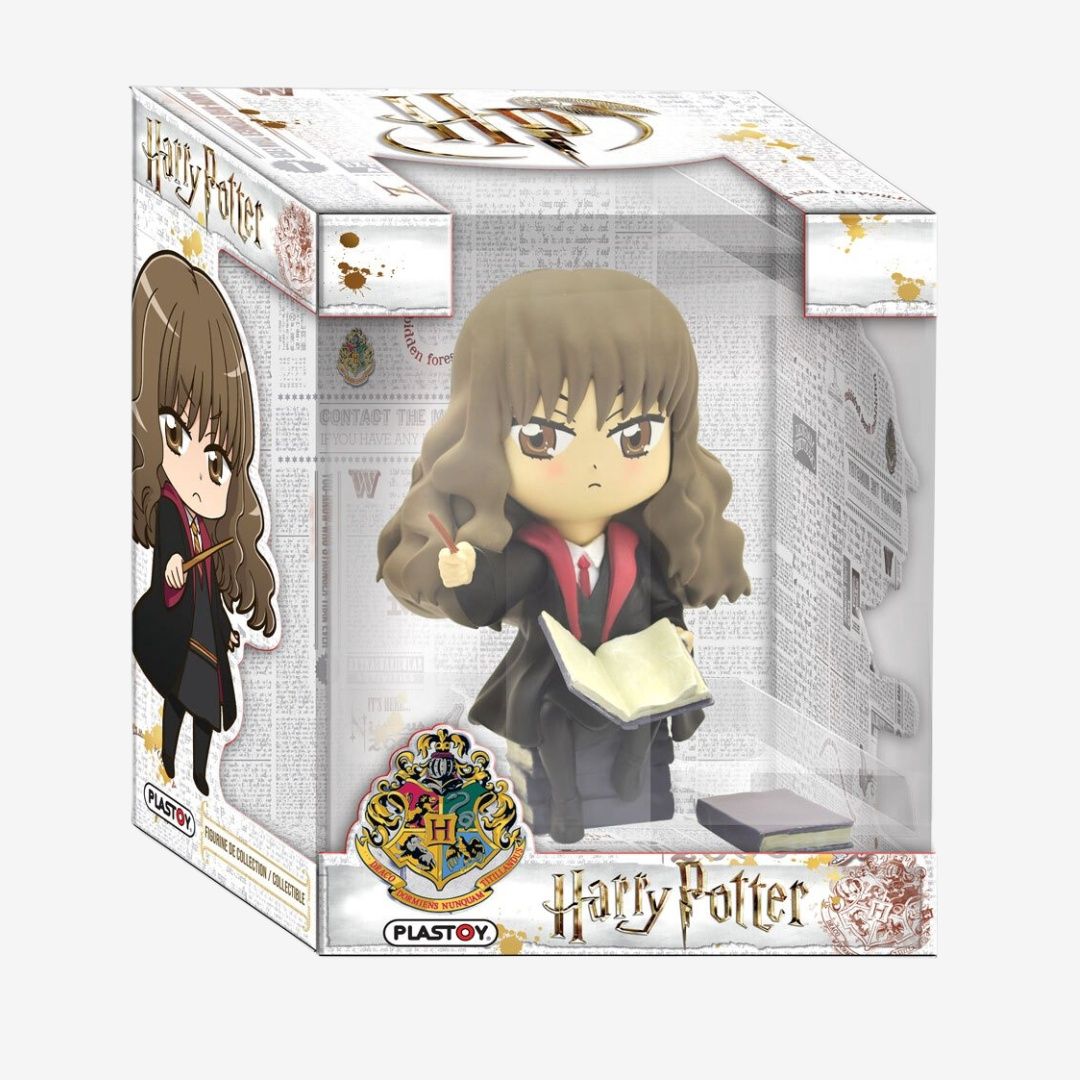 Harry Potter Figure Hermione Granger Studying A Spell 13 cm