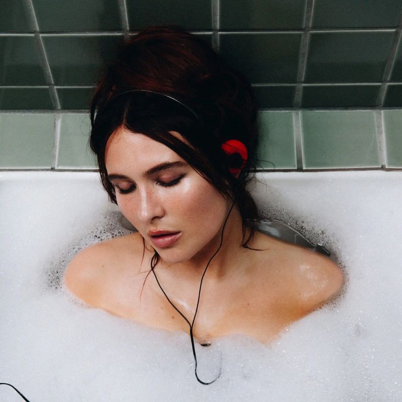Mimi Webb | Confessions | CD 144