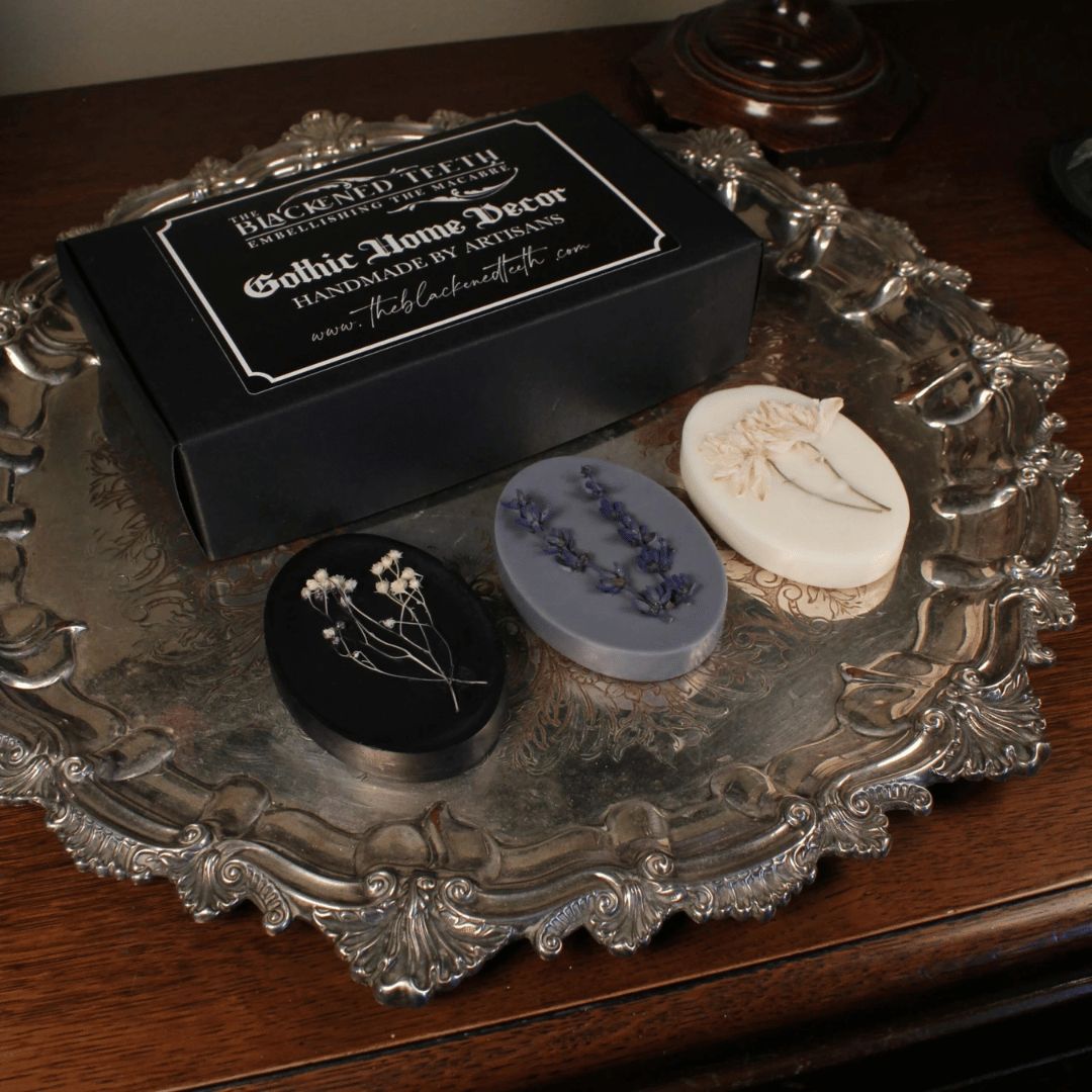 The Blackened Botanics Wax Melts Gift Box