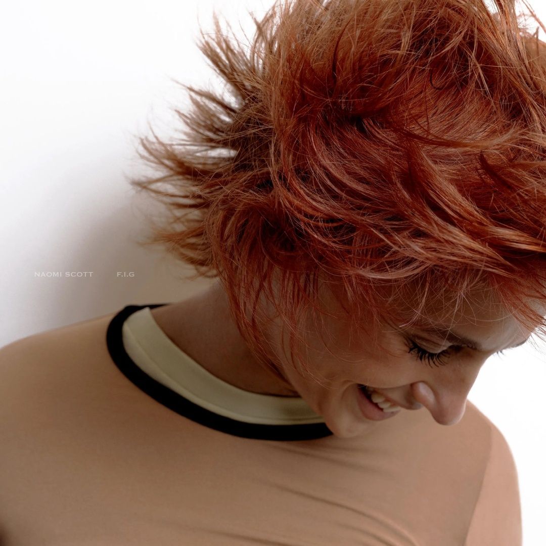 Naomi Scott | F.I.G | CD 304