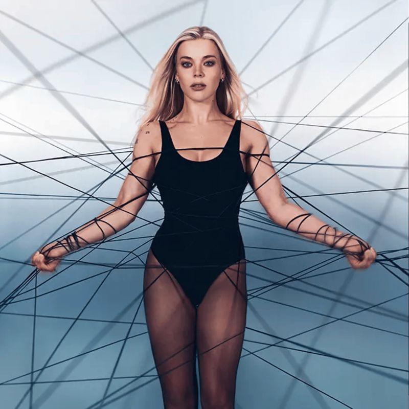 Becky Hill	| REBECCA | CD 374