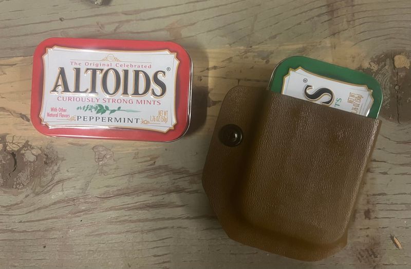 Custom Kydex Altoids Can Holder