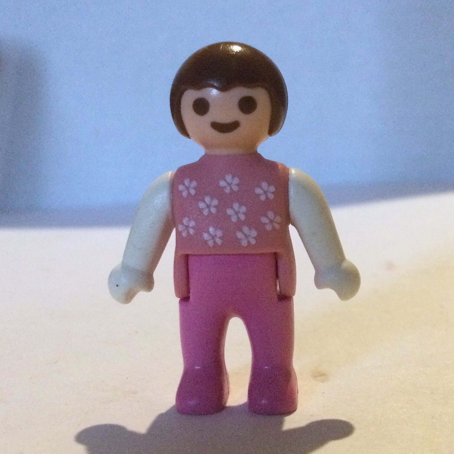 playmobil bébé rose blanc