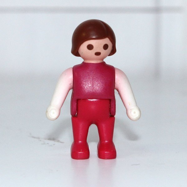 playmobil bébé fille fushia