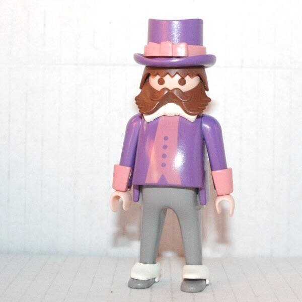 Playmobil homme 1900 en violet