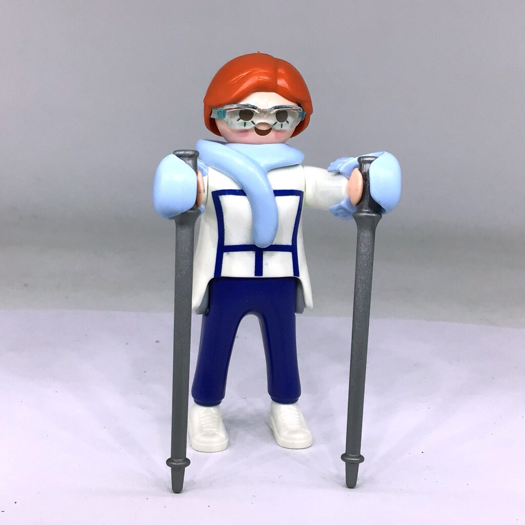 playmobil figures 1 marcheuse