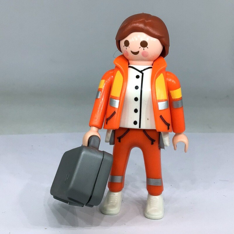 playmobil docteur secours orange S4