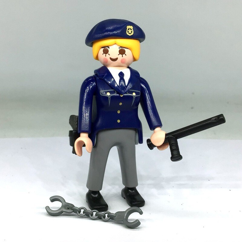playmobil figures 6 policière