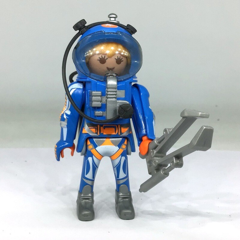 playmobil figures 16 cosmonaute bleue