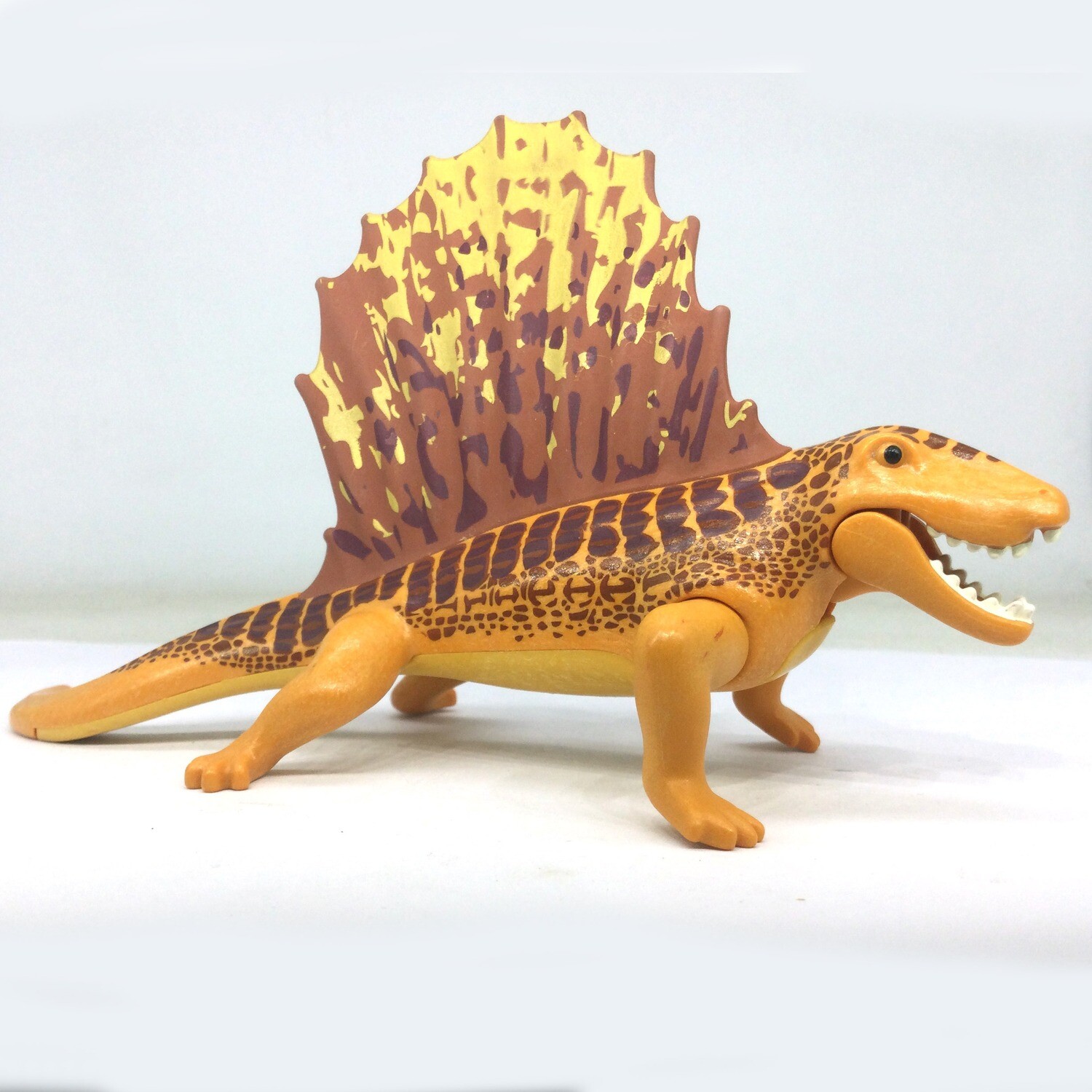playmobil dinosaure à épine dorsale