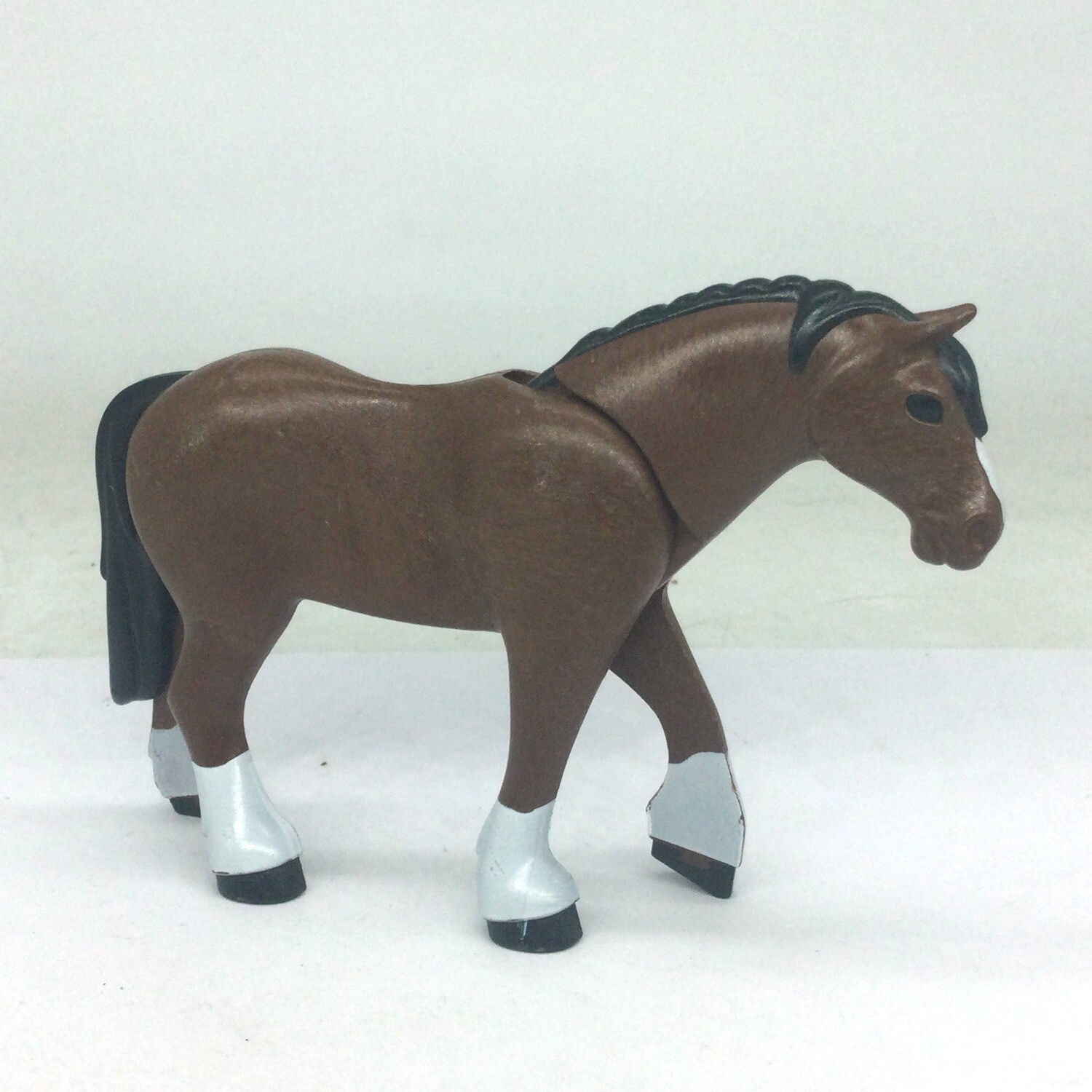Playmobil cheval de trait percheron marron