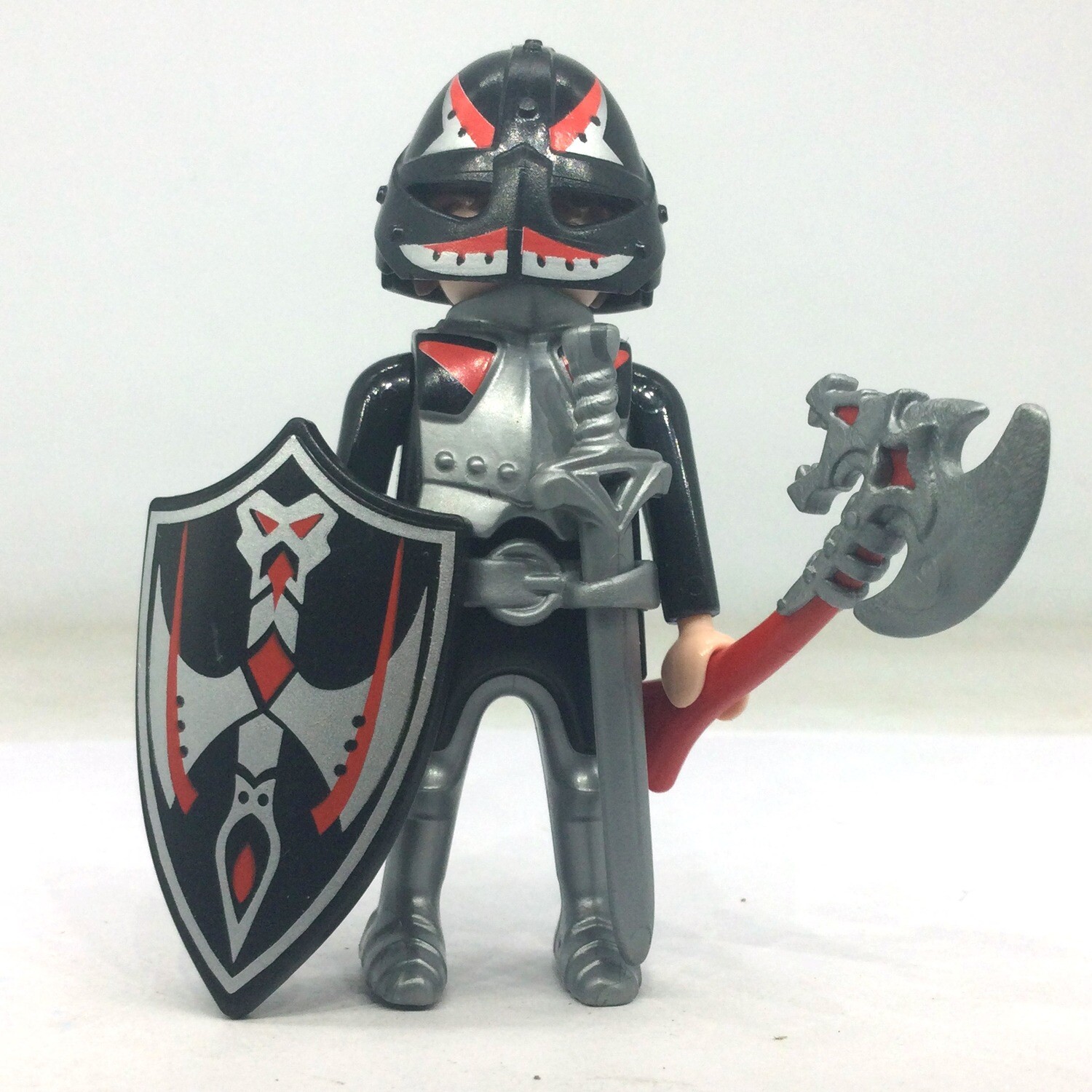 playmobil chevalier féroce noir
