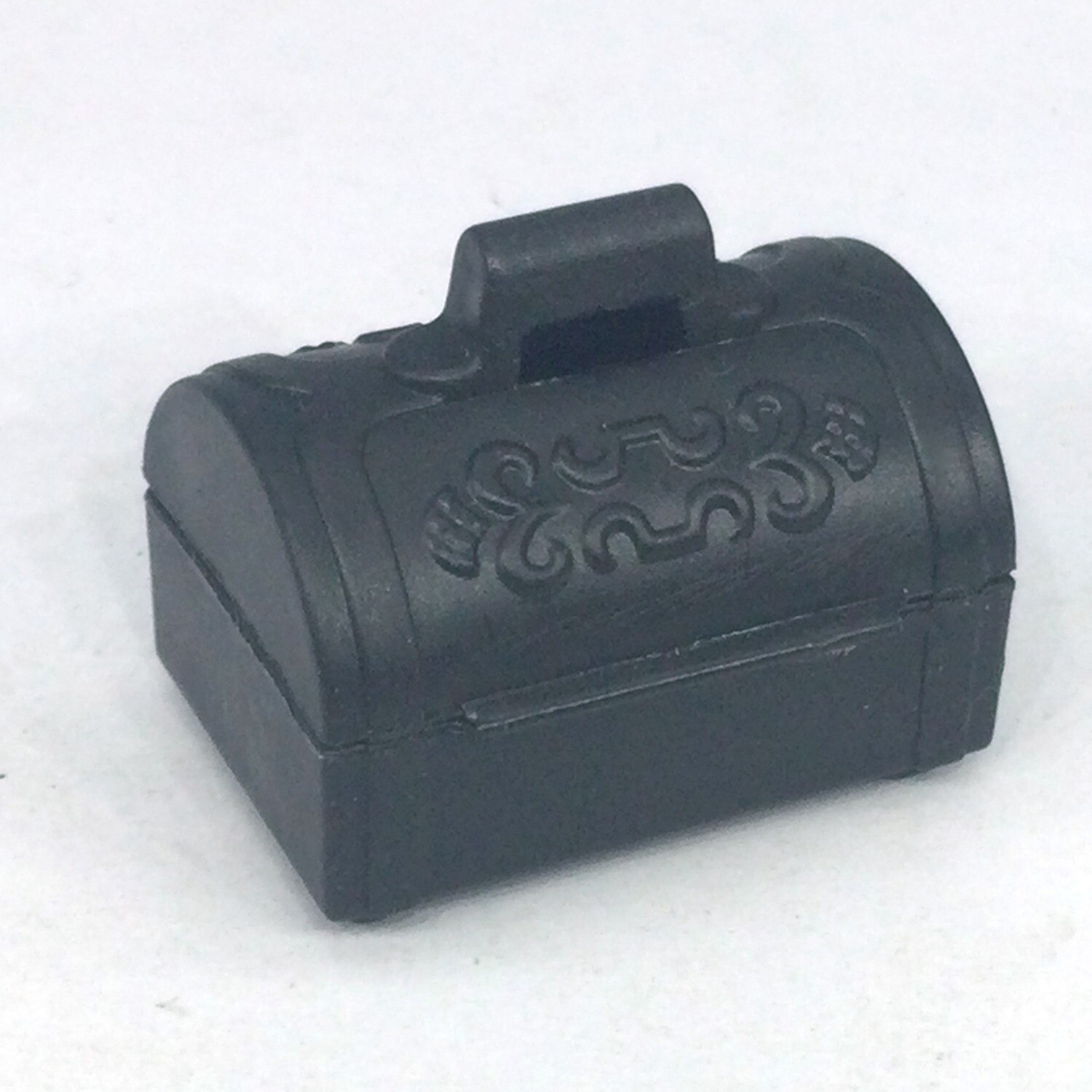 Playmobil petit coffre noir