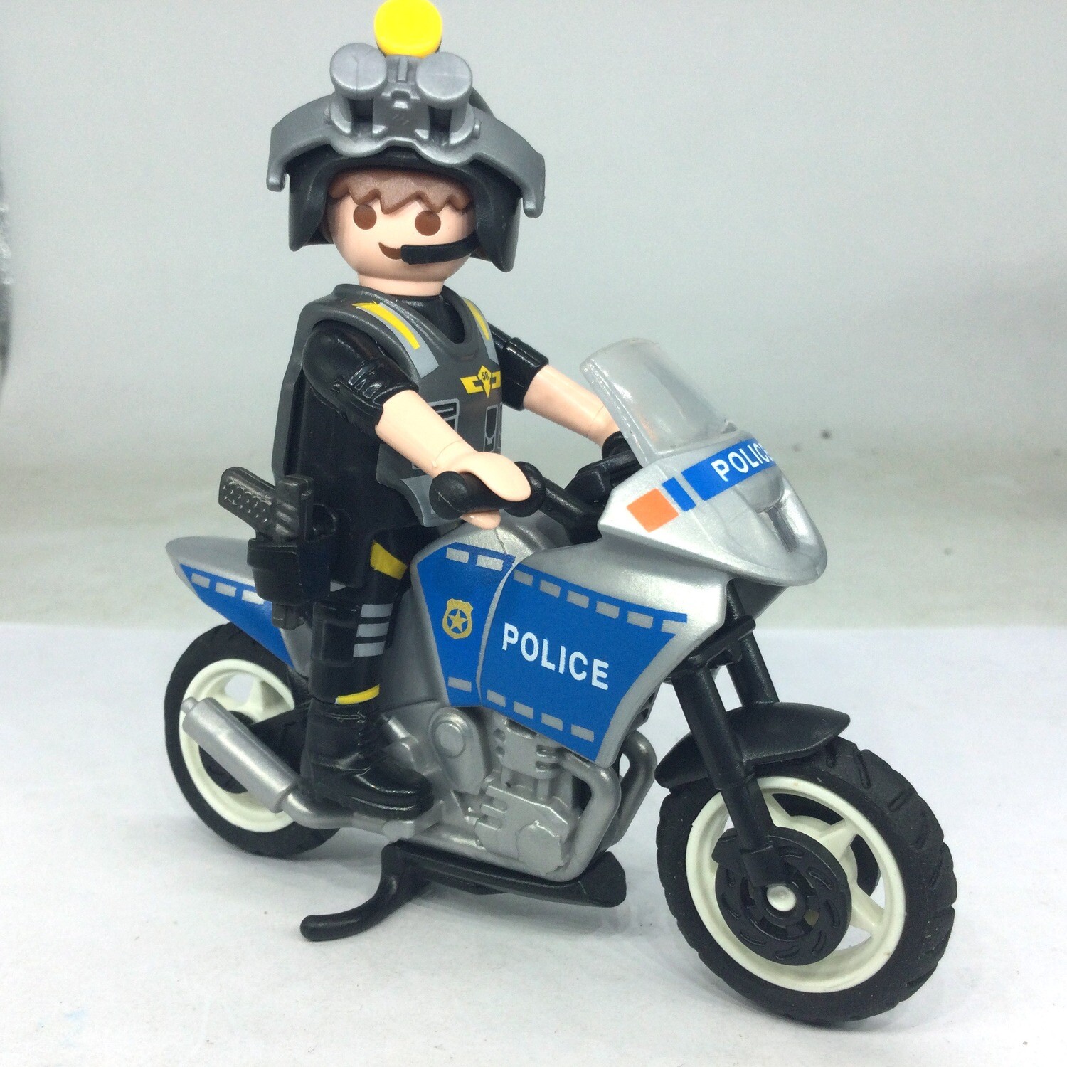 Playmobil motard de police 4